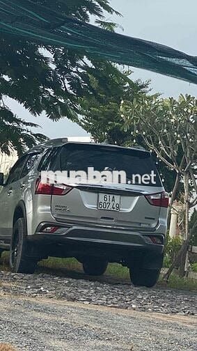 Isuzu Mu X 2019 1.9 4X2 AT - 190000 km