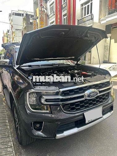 Ford Everest 2022 Titanium 2.0L 4x2 AT - 24000 km