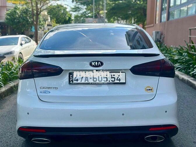 Kia Cerato 2017 1.6 AT - 70000 km