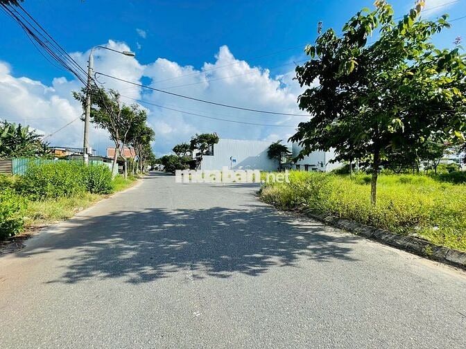 🌟BÁN GẤP Lô đất đg 7m5 Mai Văn Ngọc 105m2 cách trục Mê Linh chỉ 200m🌟