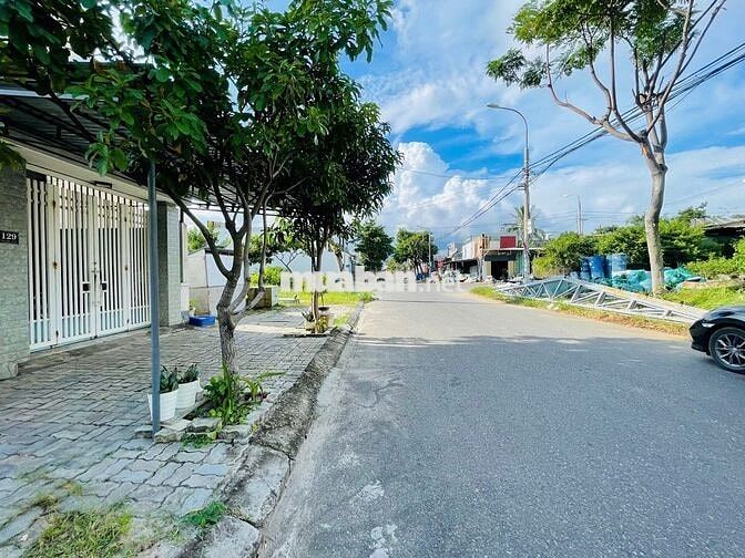 🌟BÁN GẤP Lô đất đg 7m5 Mai Văn Ngọc 105m2 cách trục Mê Linh chỉ 200m🌟
