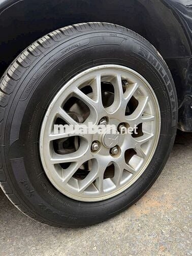 Mitsubishi Lancer 2003 1.6 AT - 250000 km