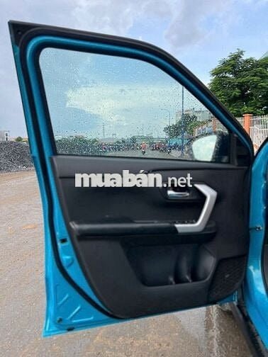 Toyota Raize 2022 - xanh ngọc nóc đen đẹp như mới