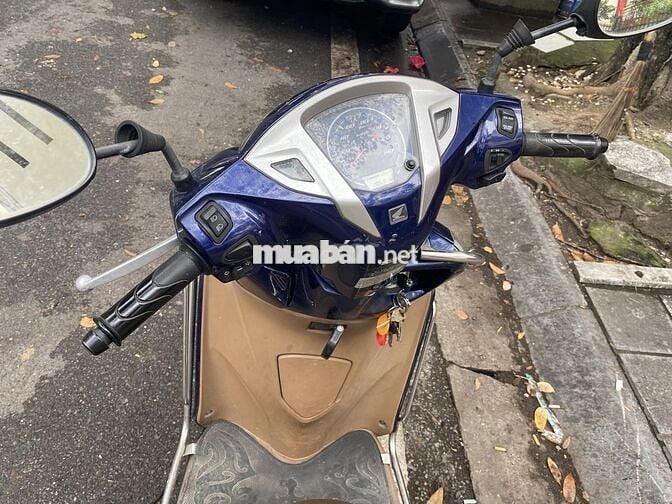 Ban xe Lead 2014(125cc)  chính chủ nguyên zin
