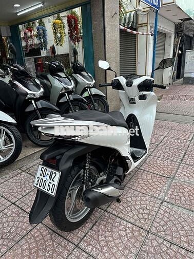 Honda SH 150i 2022 Trắng BSTP Chính Chủ