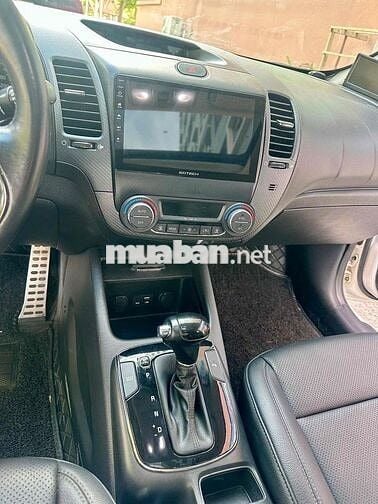 Kia Cerato 2017 1.6 AT - 70000 km