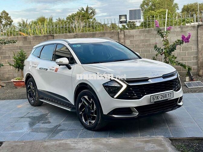 Kia Sportage 2022 - 8000 km mới nhất việt nam