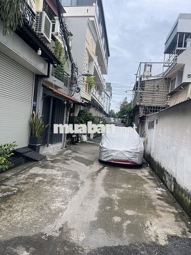 5,8 tỷ xe hơi đổ cửa hiếm đường 38. 4 tầng hbc TĐ. 1 căn ***