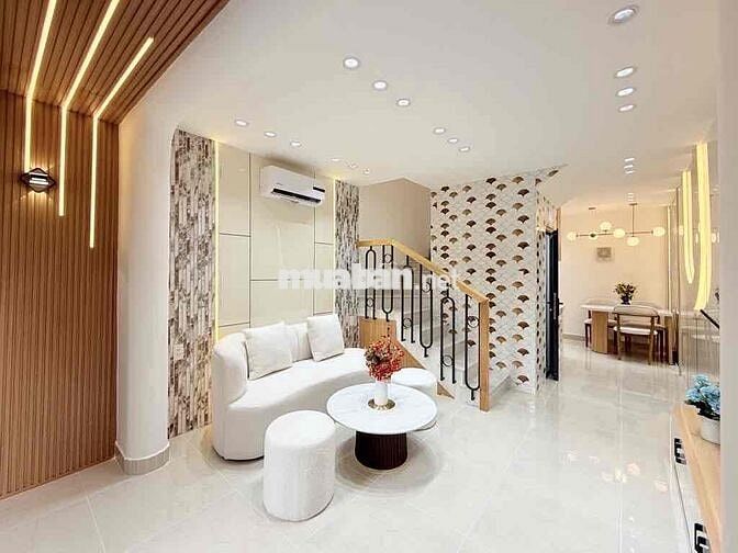 LÊ VĂN DUYỆT - NHÀ MỚI 2 TẦNG - HXH THÔNG - FULL NỘI THẤT - NHỈNH 5Tỷ