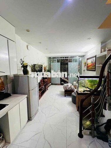 Mặt Ngõ Hoàng Hoa Thám - Trước Nhà Hơn 3m- 33m2 Nở Hậu - Chỉ Hơn 7 Tỷ