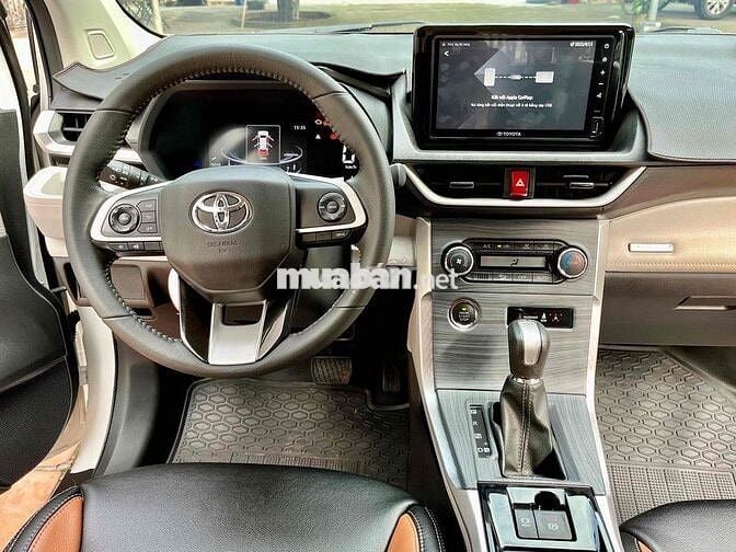 Toyota Veloz Cross 1.5 bản tiêu chuẩn 2023
