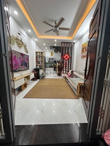 Bán nhà Tây Hồ Lạc Long Quân 5 tầng 11,5 tỷ