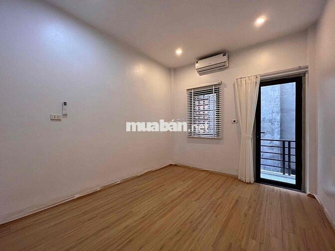 Nguyên căn 5 phòng ngủ 3wc ở 159 Phùng Khoang- Tố Hữu- Thanh Xuân
