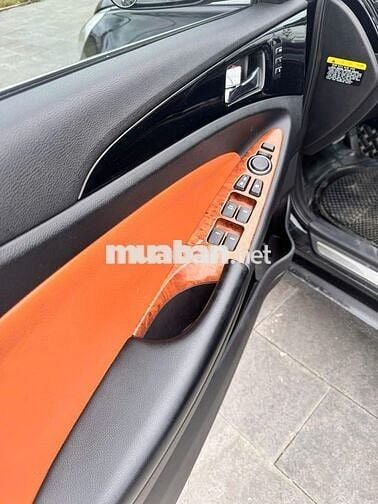Hyundai Sonata 2010 2.0L AT - 93000 km
