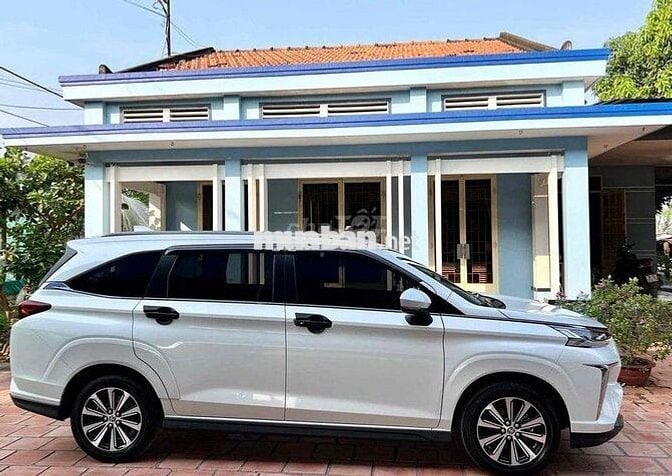 Veloz Cross 2023 Xe gia đình tphcm-27000km