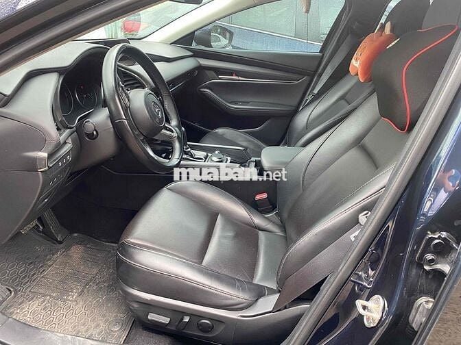 Mazda 3 2023 1.5L Luxury