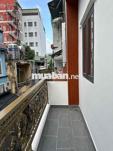 Bán nhà Kế bên Tân phú nguyễn Sơn 2tầng 4ty3 . 4x11 .,HXH. 2pn sổ đẹp.
