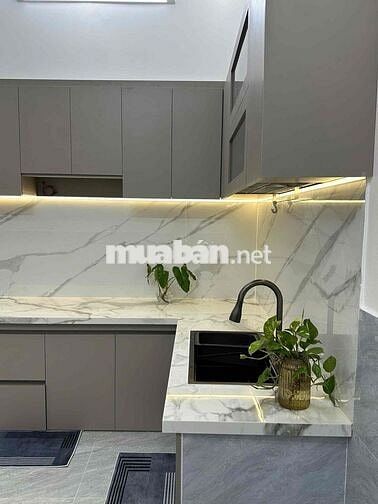 Bán nhà Kế bên Tân phú nguyễn Sơn 2tầng 4ty3 . 4x11 .,HXH. 2pn sổ đẹp.