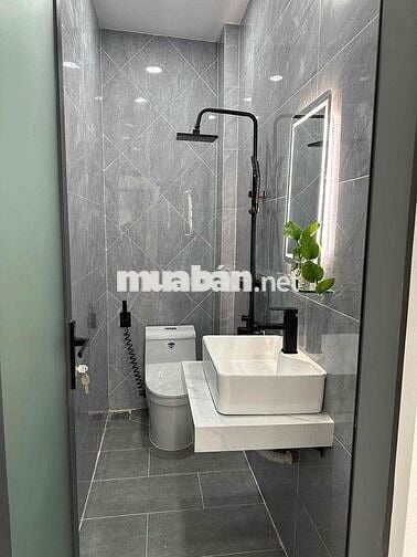 Bán nhà Kế bên Tân phú nguyễn Sơn 2tầng 4ty3 . 4x11 .,HXH. 2pn sổ đẹp.