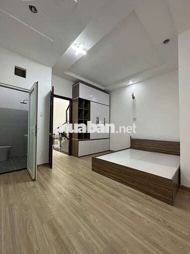 NHÀ PHỐ LIỀN KỀ ĐẸP MỚI KENG, TRỆT, LỬNG, 3 LẦU, 5PN, 5WC, NỘI THẤT