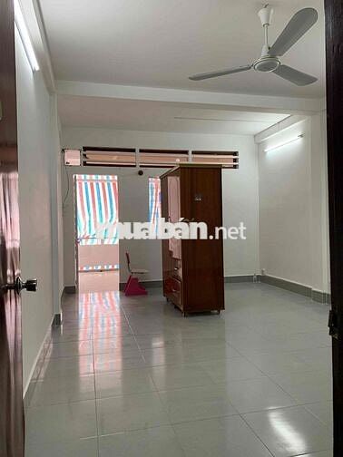 Nhà Mới Đẹp Khu Vip Cư Xá Bình Thới , DT: 4x20m, 3lầu 6PN 4WC