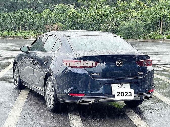 Mazda 3 2023 1.5L Luxury