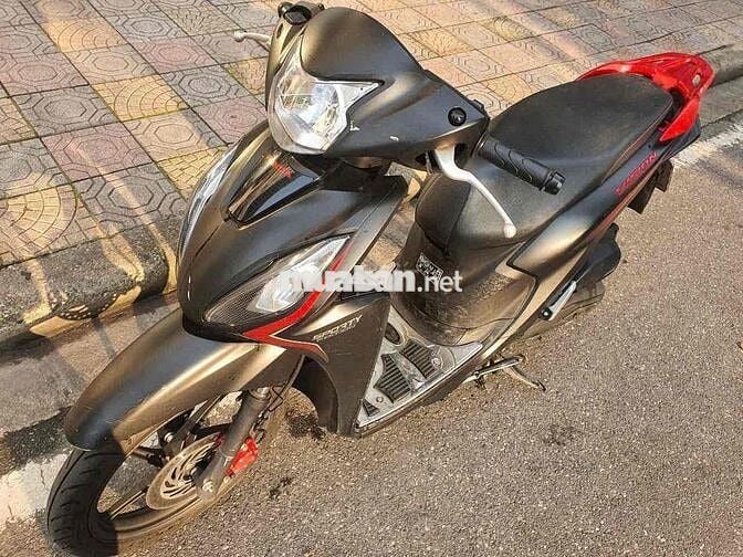 Honda Vison đen thể thao