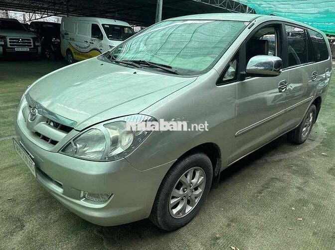 Toyota Innova 2007 G
