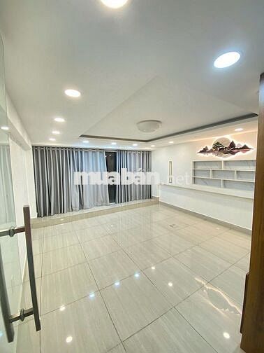 Có Thang Máy, Nhà Minh Phụng Q11 4x14m 5L 7pn