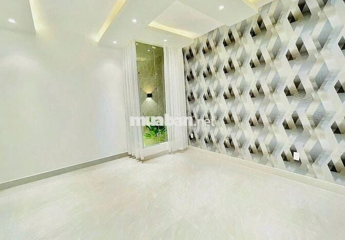 Cho thuê gấp nhà MT 9A Đường Số 2 Cư Xá Đô Thành, Phường 4, Quận 3