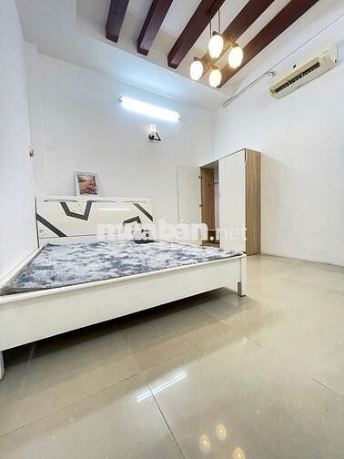 Cho thuê 1 phòng ngủ rộng 35m² tách bếp riêng ngay Hòa Bình Quận 11