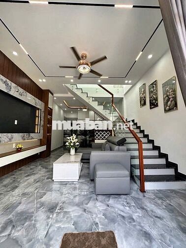 🌟NHÀ ĐẸP 2 TẦNG, 3 PHÒNG NGỦ, HÒA SƠN 2 – GIÁ CHỈ 3TỶX FULL NỘI THẤT