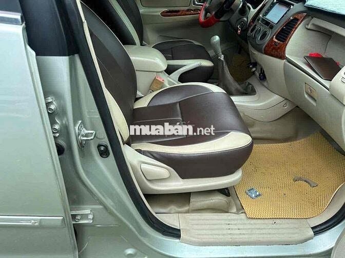 Toyota Innova 2007 G