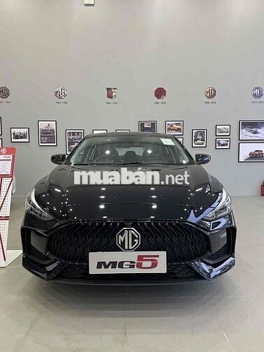 MG MG5 STD Vin2025 Đen