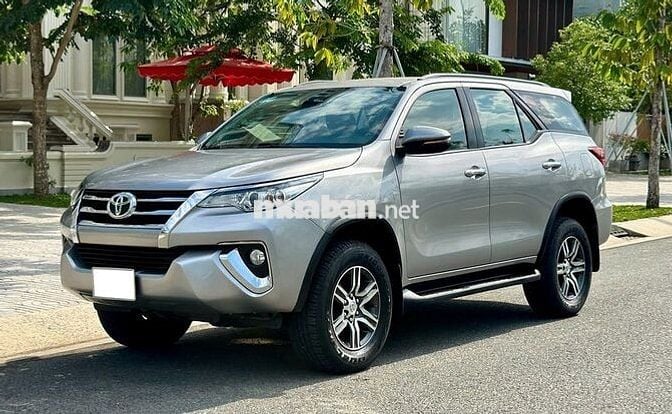 Toyota Fortuner 2018 2.7V 4x2 AT - 140,000 km.