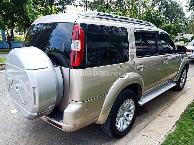 Bán rẻ FORD EVEREST AT bản LIMITED 2015 ZIN AZ RẤT ĐẸP!
