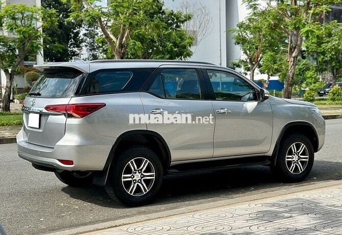 Toyota Fortuner 2018 2.7V 4x2 AT - 140,000 km.