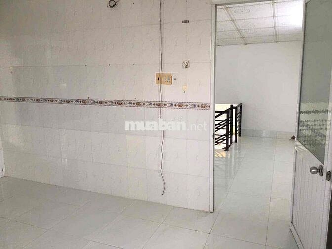 Nhà trệt lửng 5x20m KDC Bình Nhựt