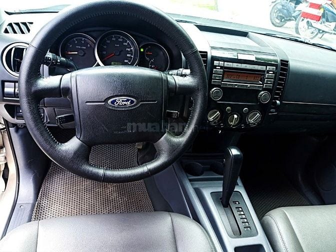 Bán rẻ FORD EVEREST AT bản LIMITED 2015 ZIN AZ RẤT ĐẸP!