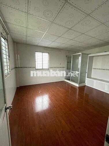 Nhà trệt lửng 5x20m KDC Bình Nhựt