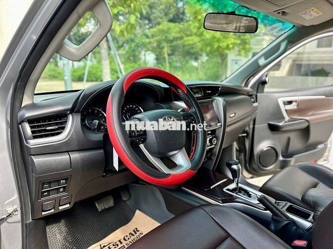 Toyota Fortuner 2018 2.7V 4x2 AT - 140,000 km.