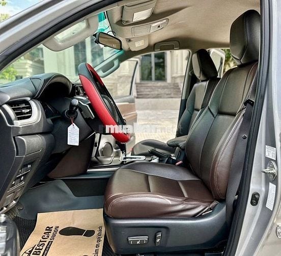 Toyota Fortuner 2018 2.7V 4x2 AT - 140,000 km.