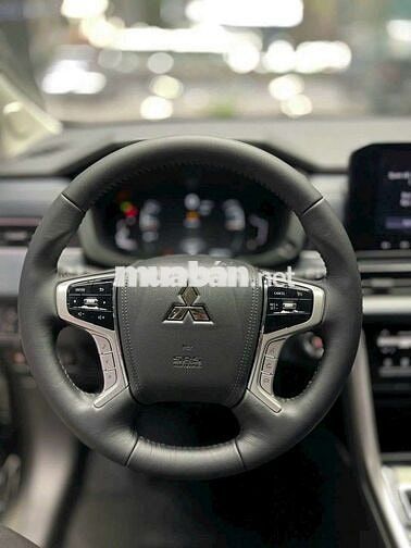 Xpander cross 2025, Giảm giá Sốc