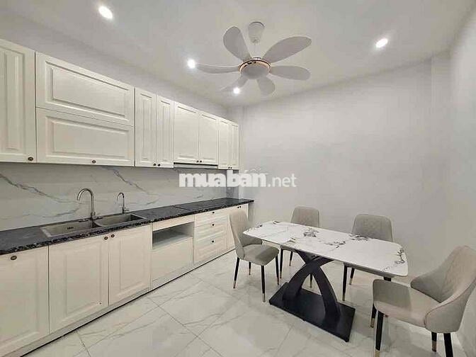 NHINH 4 TY CÓ NGAY NHÀ 3 TẦNG -ĐƯỜNG THÔNG - OTO NGỦ TRONG NHÀ- KHU TR