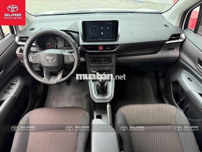 Toyota Avanza Premio 2024 MT - siêu lướt 26.000 km