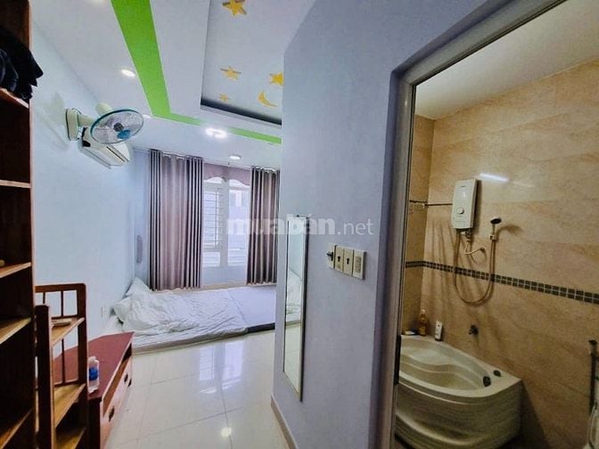 NGAY NGÃ 4 TRẦN KHÁNH DƯ - TRẦN KHẮC CHÂN - 3 TẦNG - Ô TÔ ĐỔ CỬA 2 MẶT