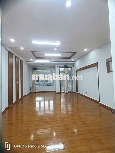 Nhà Khu Ao sen Tên lửa có máy lạnh Dt 5x20. 6 phòng 25 Triệu