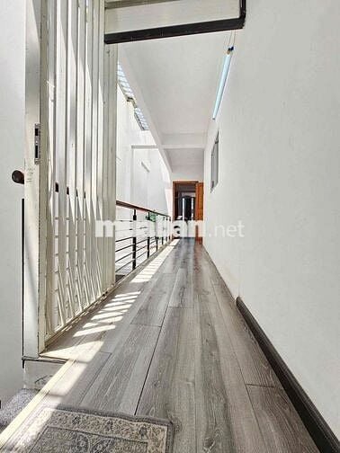 🏠Căn Hộ 1PN + 60m2 - Ngay CV 23/9 - Gần ĐH Hoa Sen - Ban Công Lớn