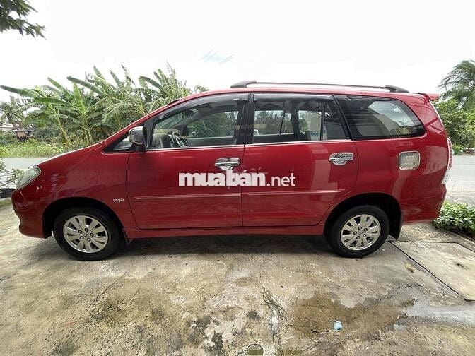 Toyota Innova 2008 V - Màu đỏ- chính chủ