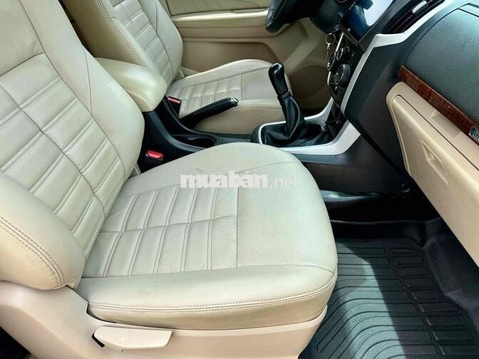 🆘🆘🆘MU_X 1.9Turbo 10/2019 Số Sàn Máy Dầu Nhập Thái